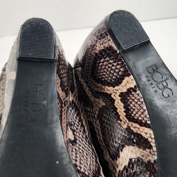 BCBG Paris Women's Wedges, 6.5, Black, Cream, Grey - Picture 5 of 6